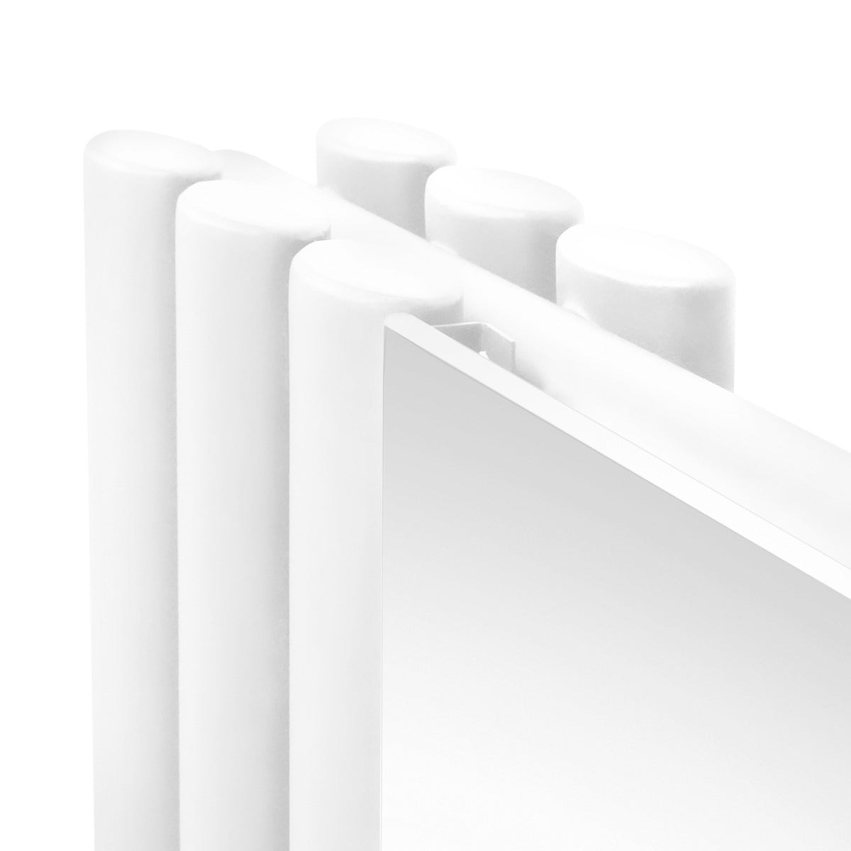 Radiateur à colonnes ovales blanc avec finition miroir, dimensions 1800 x 380 mm, design moderne et élégant, idéal pour tout intérieur