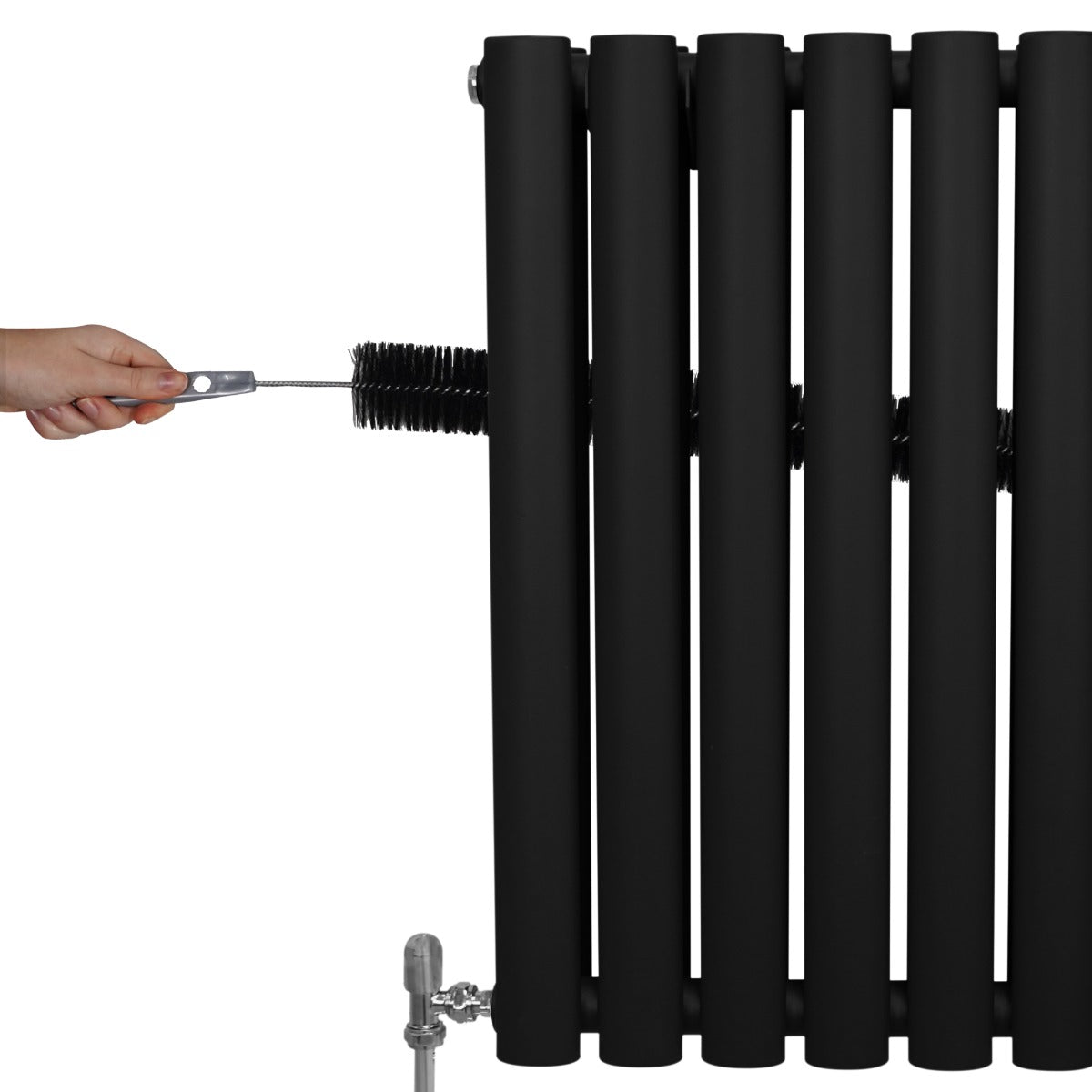 Radiateur à colonnes ovales noir de 1600 x 480 mm avec robinet, présentant une surface lisse et des lignes épurées, idéal pour un intérieur moderne
