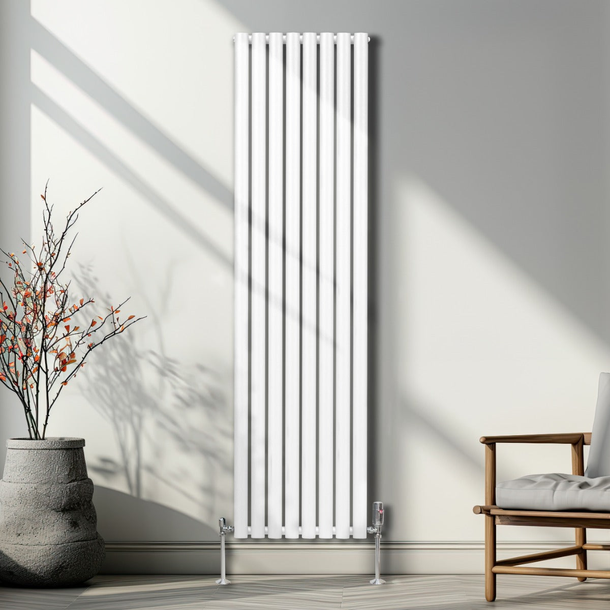 Radiateur à colonnes ovales blanc, 2 panneaux, 1800 x 480 mm, avec un design moderne et élégant, installé dans un intérieur lumineux