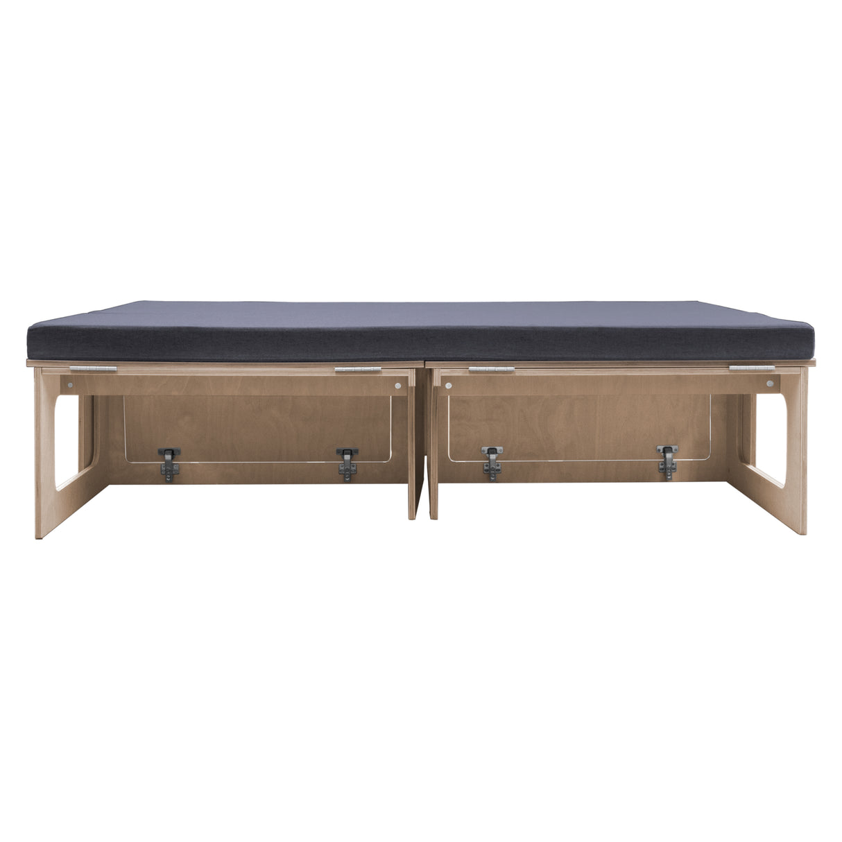 Canapé-lit pour camping-car en bois clair avec matelas noir, design moderne et fonctionnel, idéal pour optimiser l'espace