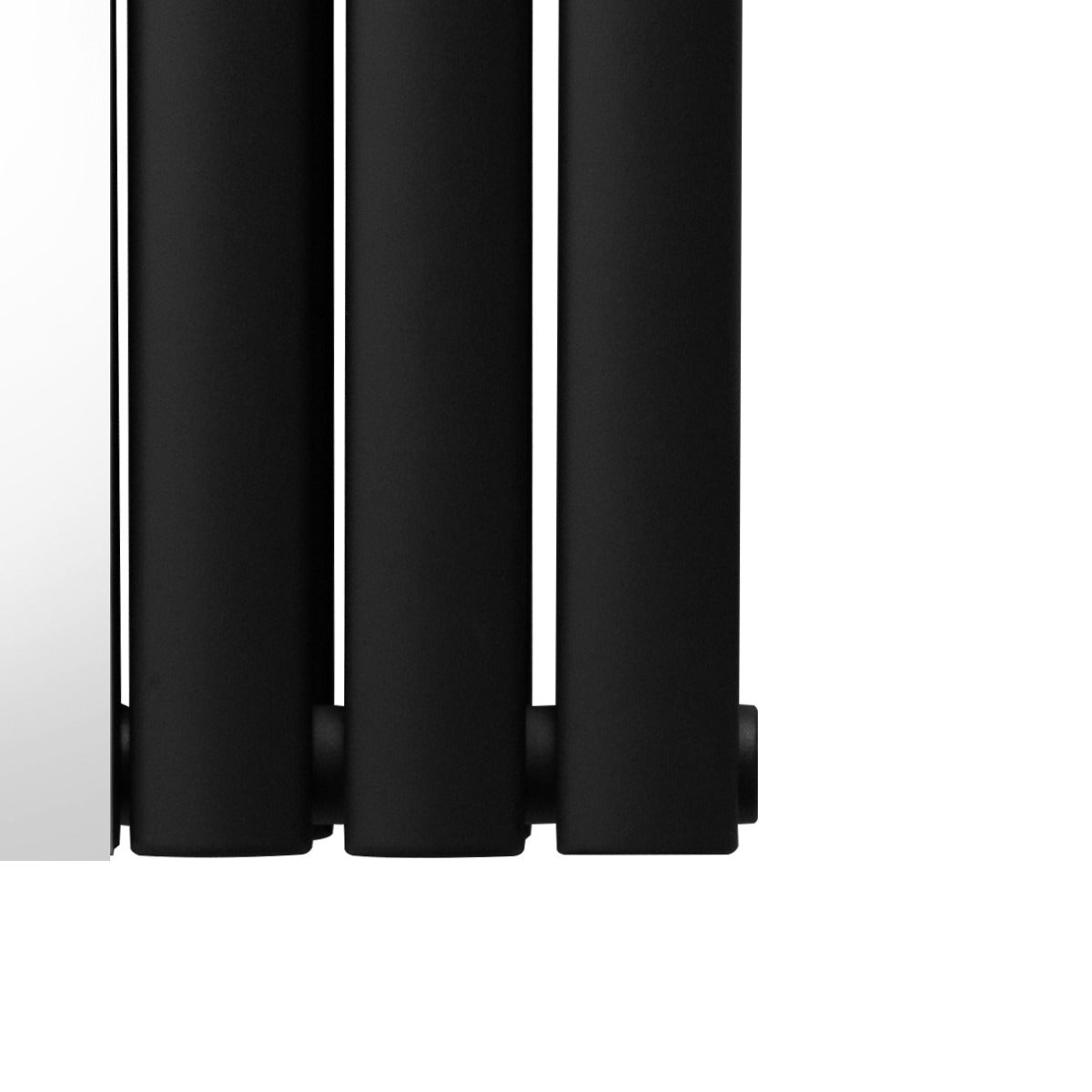 Radiateur à colonnes ovales noir avec finition miroir, vannes discrètes, design moderne et élégant, dimensions 1800 x 380 mm