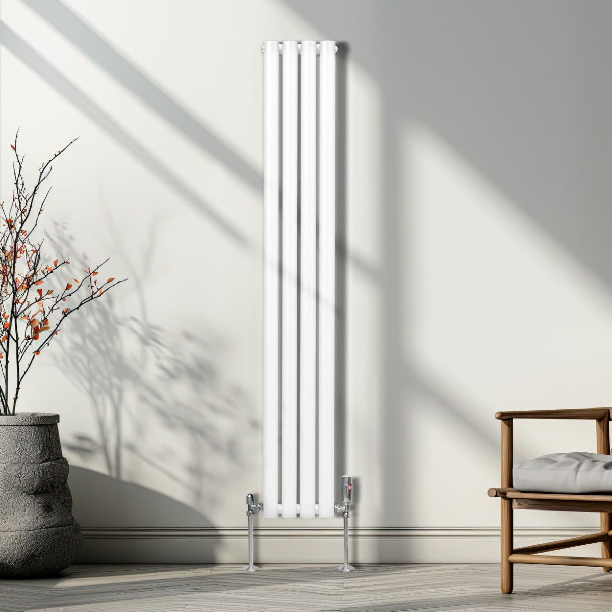 Radiateur à colonnes ovales blanc, 2 panneaux, 1600 x 240 mm, finition lisse, design moderne, installé contre un mur lumineux