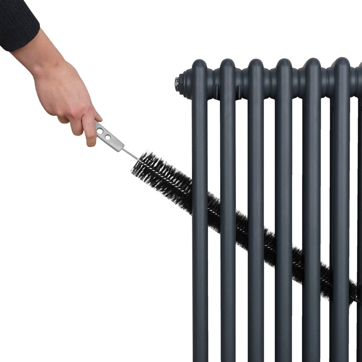 Radiateur traditionnel à 2 colonnes gris anthracite, brossé pour un nettoyage facile, avec des colonnes lisses et robustes