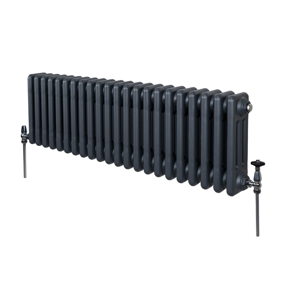Radiateur traditionnel à 3 colonnes en gris anthracite, avec une surface lisse et des finitions élégantes, idéal pour un intérieur moderne