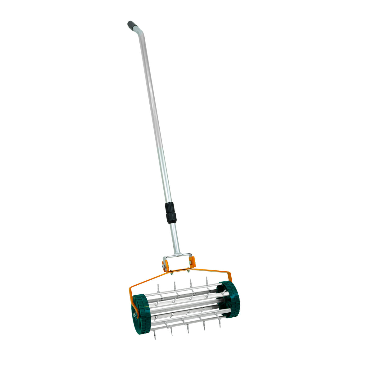 Scarificateur et niveleur de pelouse de 100 cm, avec un cadre en métal argenté, rouleau vert et poignées ergonomiques orange