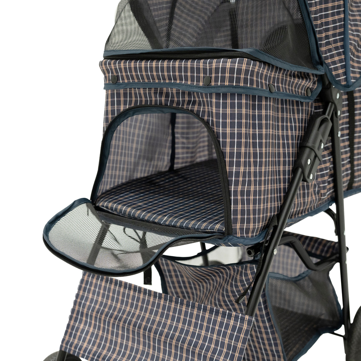 Poussette pour animal de compagnie en bleu tartan, avec un design en maille et un espace de rangement pratique en bas