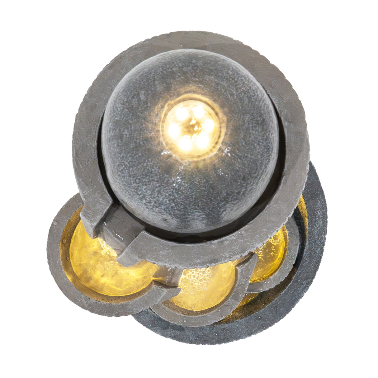 Fontaine de jardin en pierre grise avec éclairage LED, design spiralé, bassins dorés et texture lisse, ajoutant une ambiance apaisante