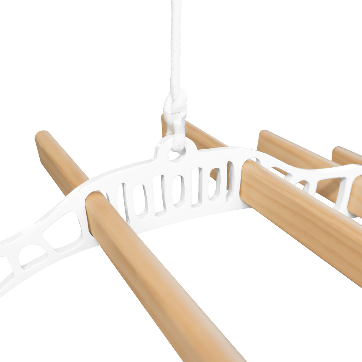 Étendoir à linge suspendu de 0,9 m en blanc avec des barres en bois naturel, offrant une texture lisse et un design pratique pour le séchage