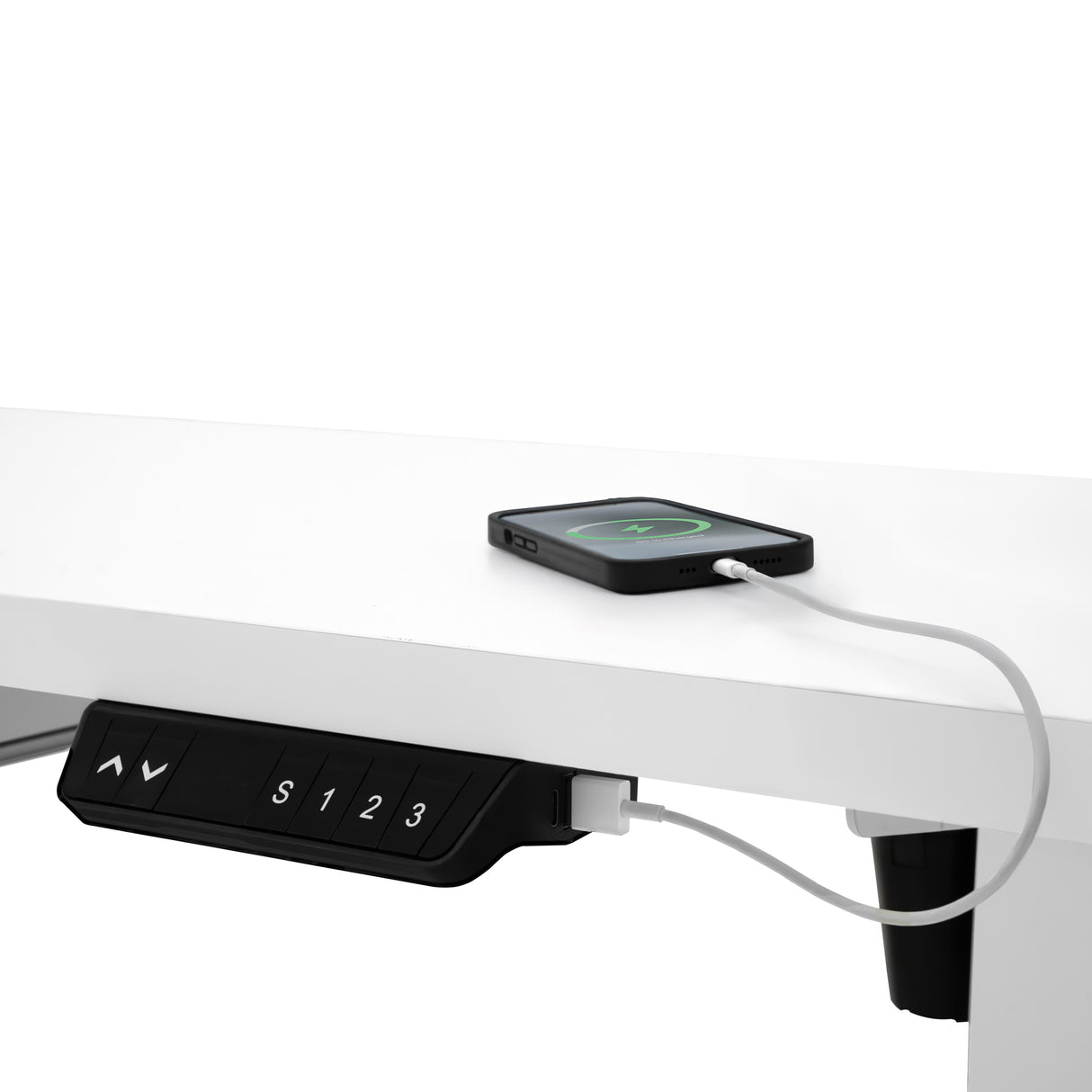 Bureau assis-debout électrique blanc avec tiroir, panneau de contrôle noir et téléphone en charge sur le dessus, design moderne et épuré
