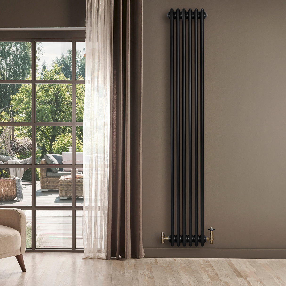 Radiateur Traditionnel à 4 Colonnes & Vannes - 1800 x 290 mm - Noir