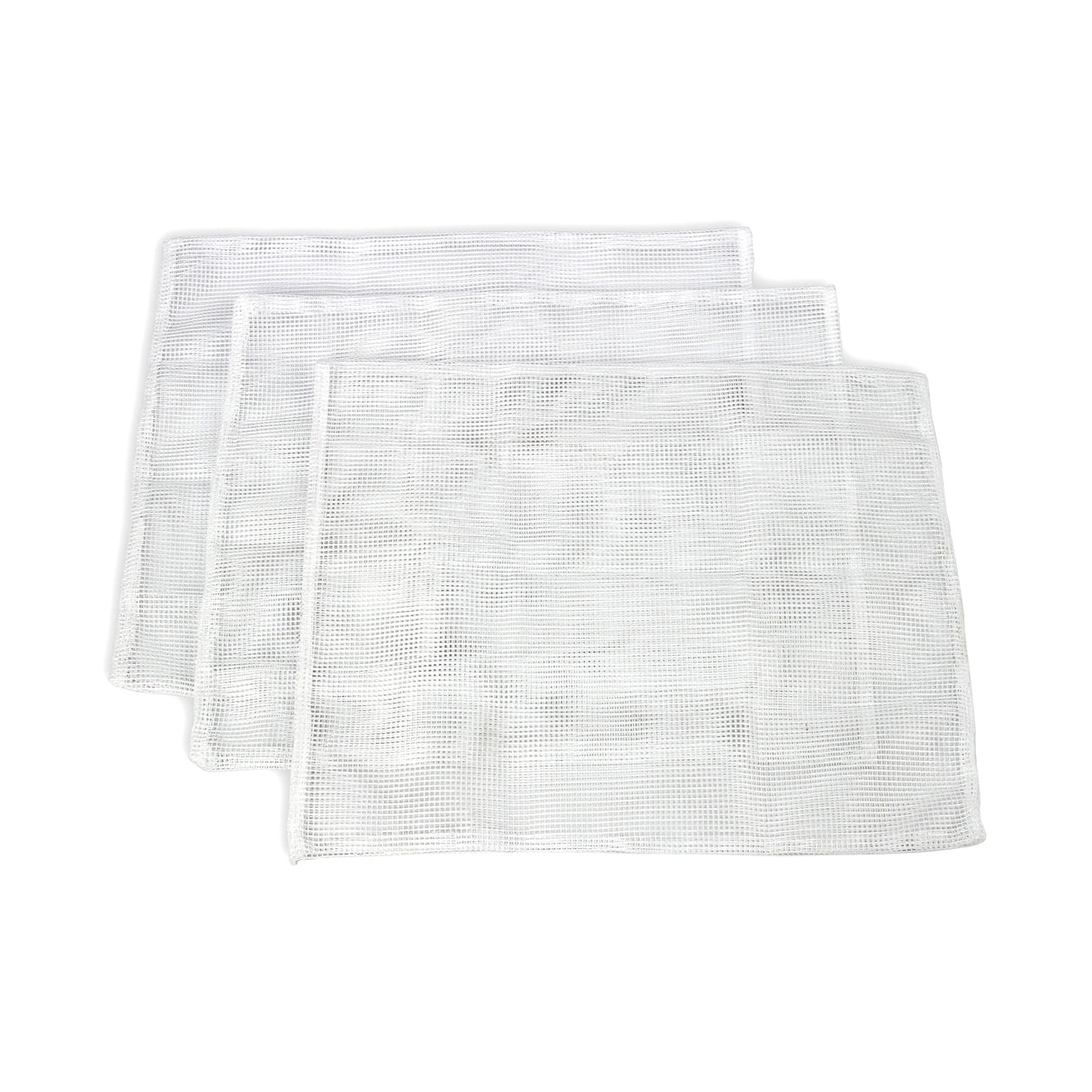 Trois sacs en mesh blanc, légers et respirants, parfaits pour le pressage de fruits avec le pressoir à fruits traditionnel de 6 litres KuKoo