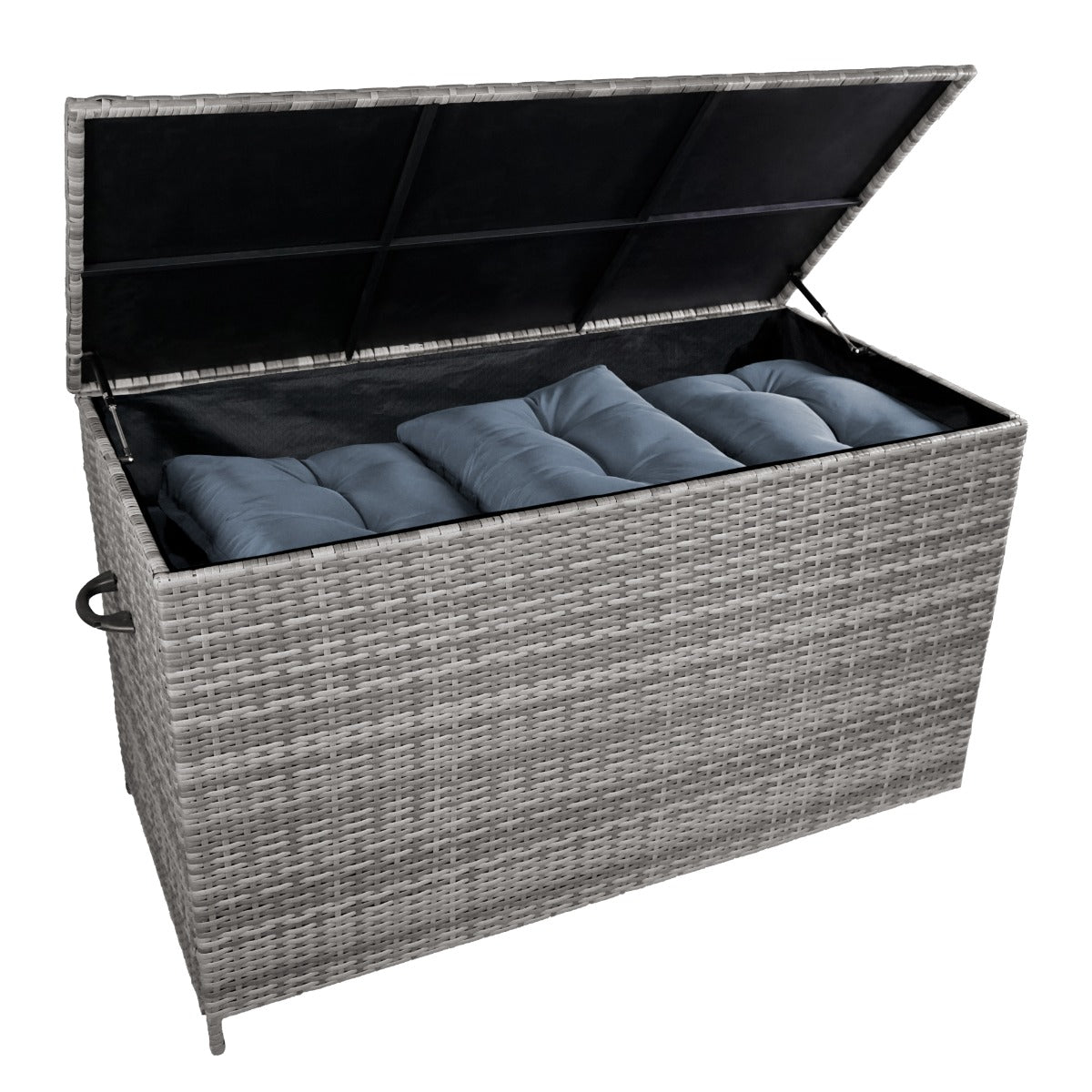 Coffre de rangement d'extérieur en rotin gris, avec coussins bleus à l'intérieur, texture tissée et couvercle ouvert pour un accès facile