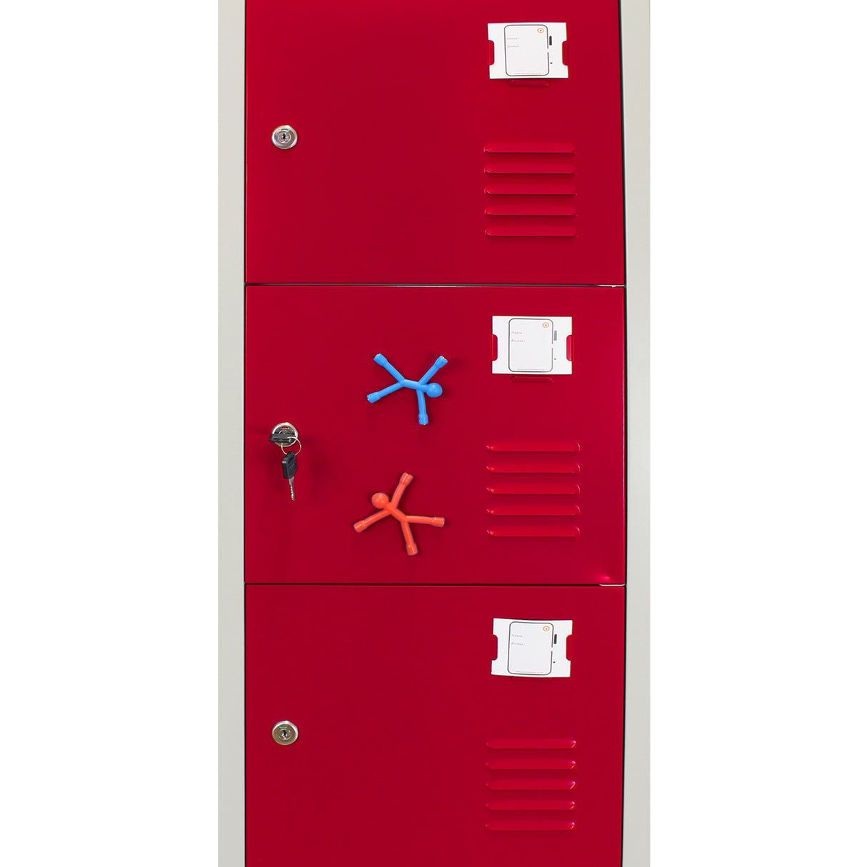 Casier de rangement en acier rouge à six portes, avec des poignées colorées et des aérations sur chaque porte, finition lisse et brillante