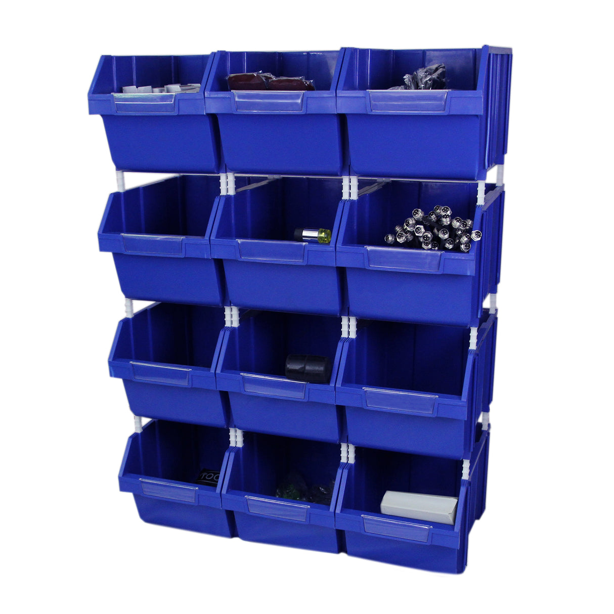 Bacs de rangement en plastique bleu, empilés, avec plusieurs compartiments pour organiser des outils et petits objets divers