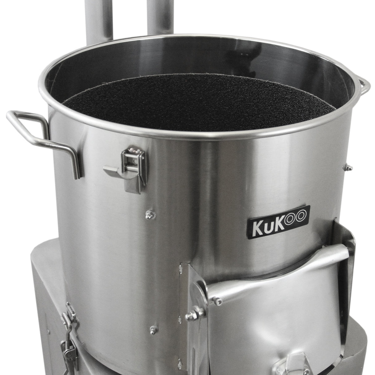 Éplucheuse à pommes de terre en acier inoxydable, grande cuve noire, design robuste avec poignées pour un usage facile et efficace