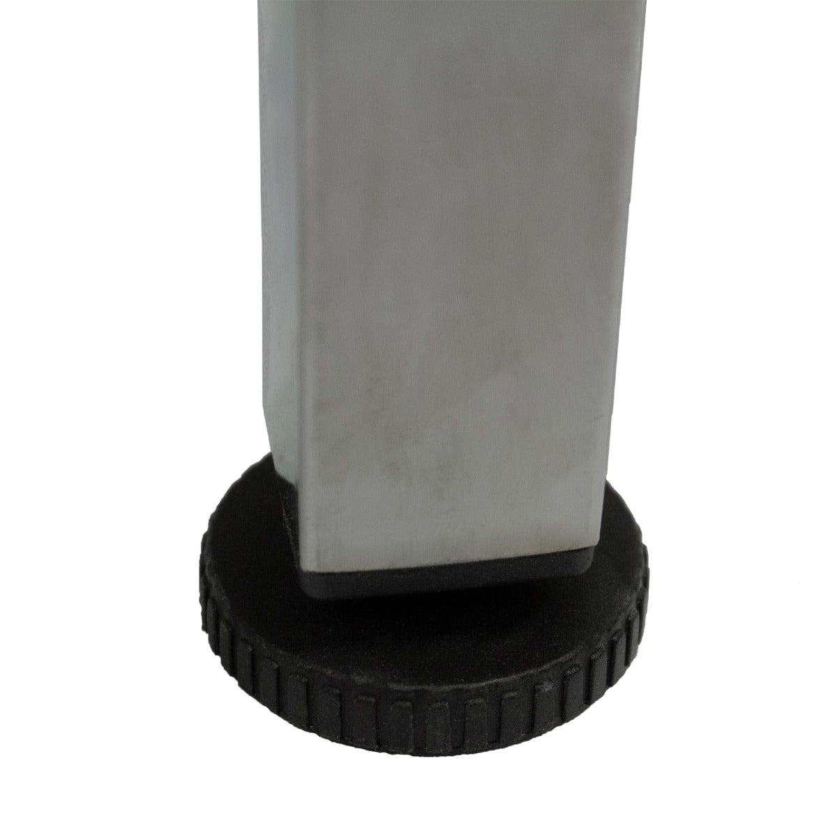 Évier de camping en acier inoxydable avec un design moderne, base en caoutchouc noir pour une stabilité optimale sur sol irrégulier