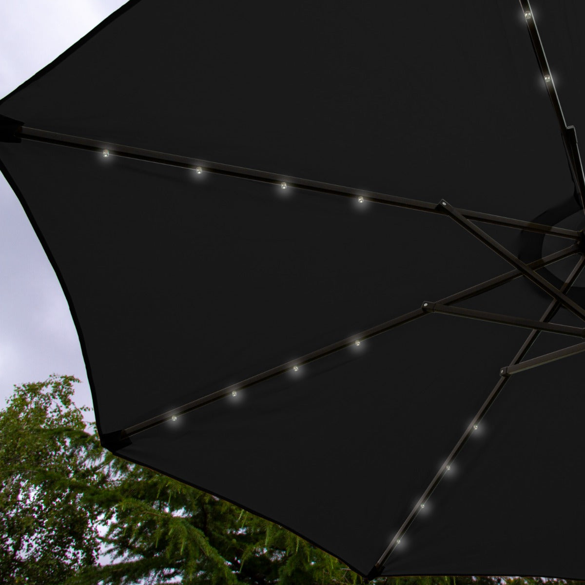 Parasol Noir 270 cm avec 32 LED's Intégrés