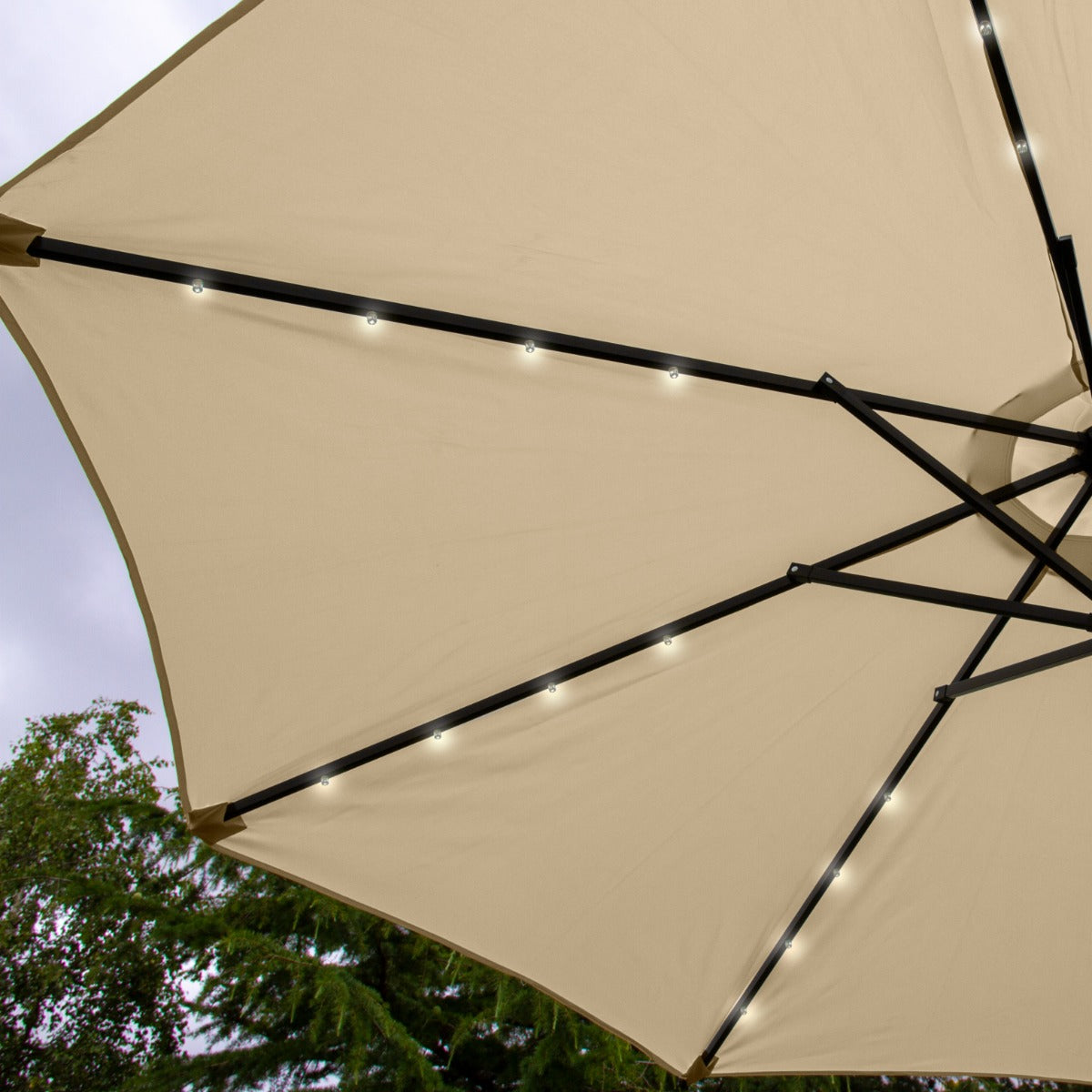 Parasol Beige 270 cm avec 32 LED's Intégrés