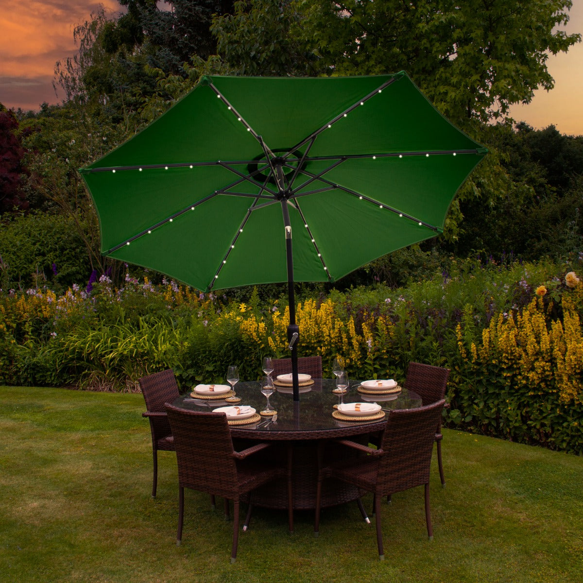 Parasol Vert 270 cm avec 32 LED's Intégrés
