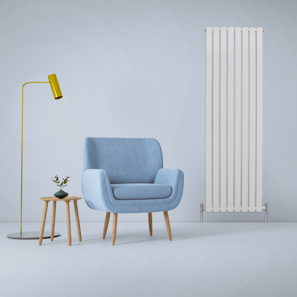 Radiateur plat à deux panneaux blanc, 1800 x 560 mm, installé dans un intérieur moderne avec un fauteuil bleu et une lampe élégante