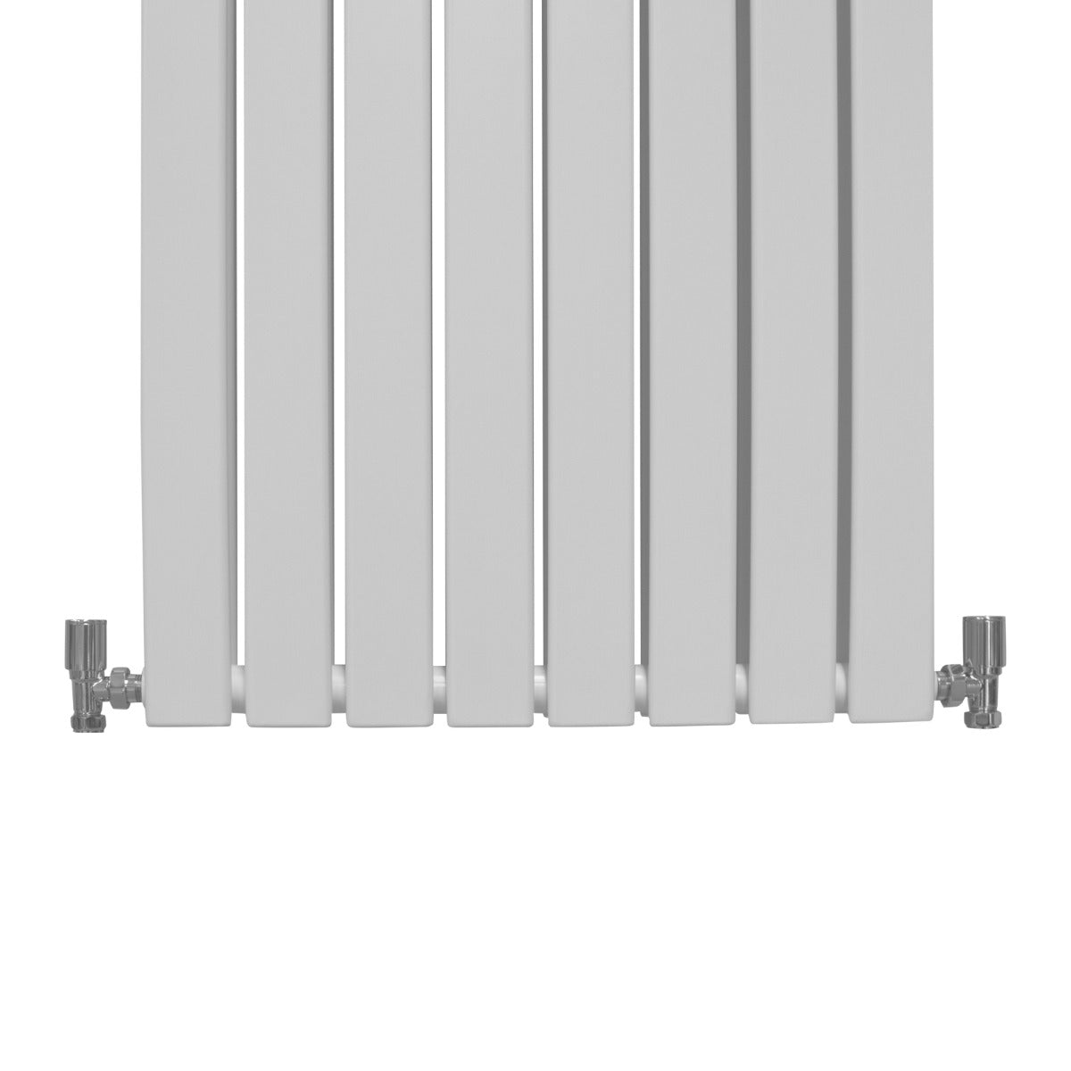 Radiateur plat à deux panneaux, dimensions 1800 x 560 mm, finition blanche lisse avec des raccords en métal chromé brillant