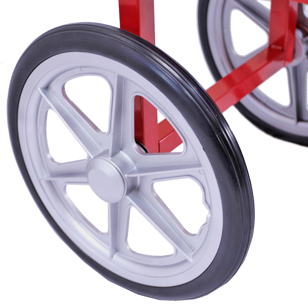 Roues en métal argenté avec pneus noirs, montées sur un chariot rouge pour la machine à popcorn KuKoo, ajoutant une touche rétro