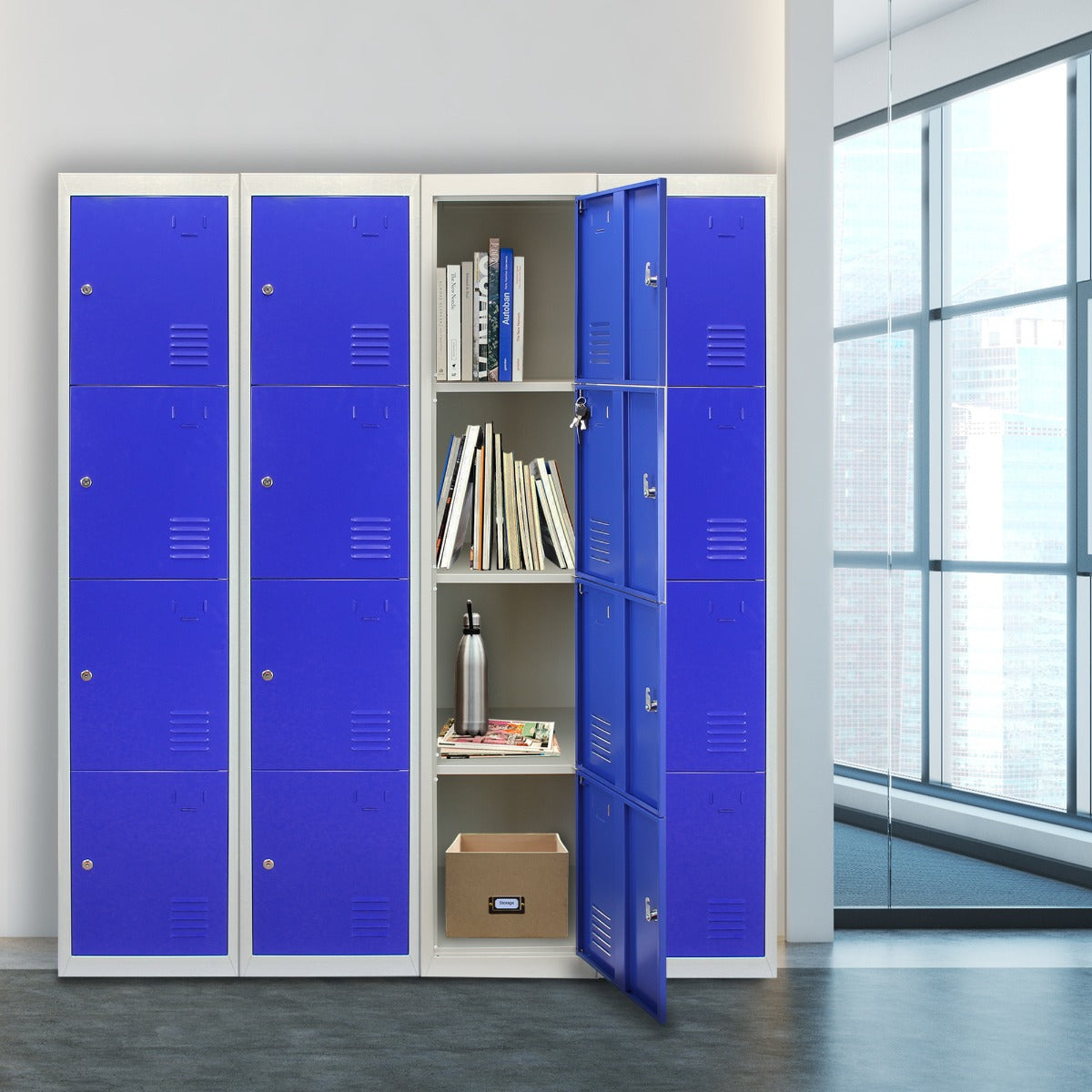 Casier de rangement en acier bleu avec quatre portes, affichant des étagères intérieures et un design moderne et fonctionnel