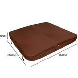 Housse de spa marron en polyester, dimensions 200 cm x 200 cm, texture lisse et résistante, idéale pour protéger votre spa