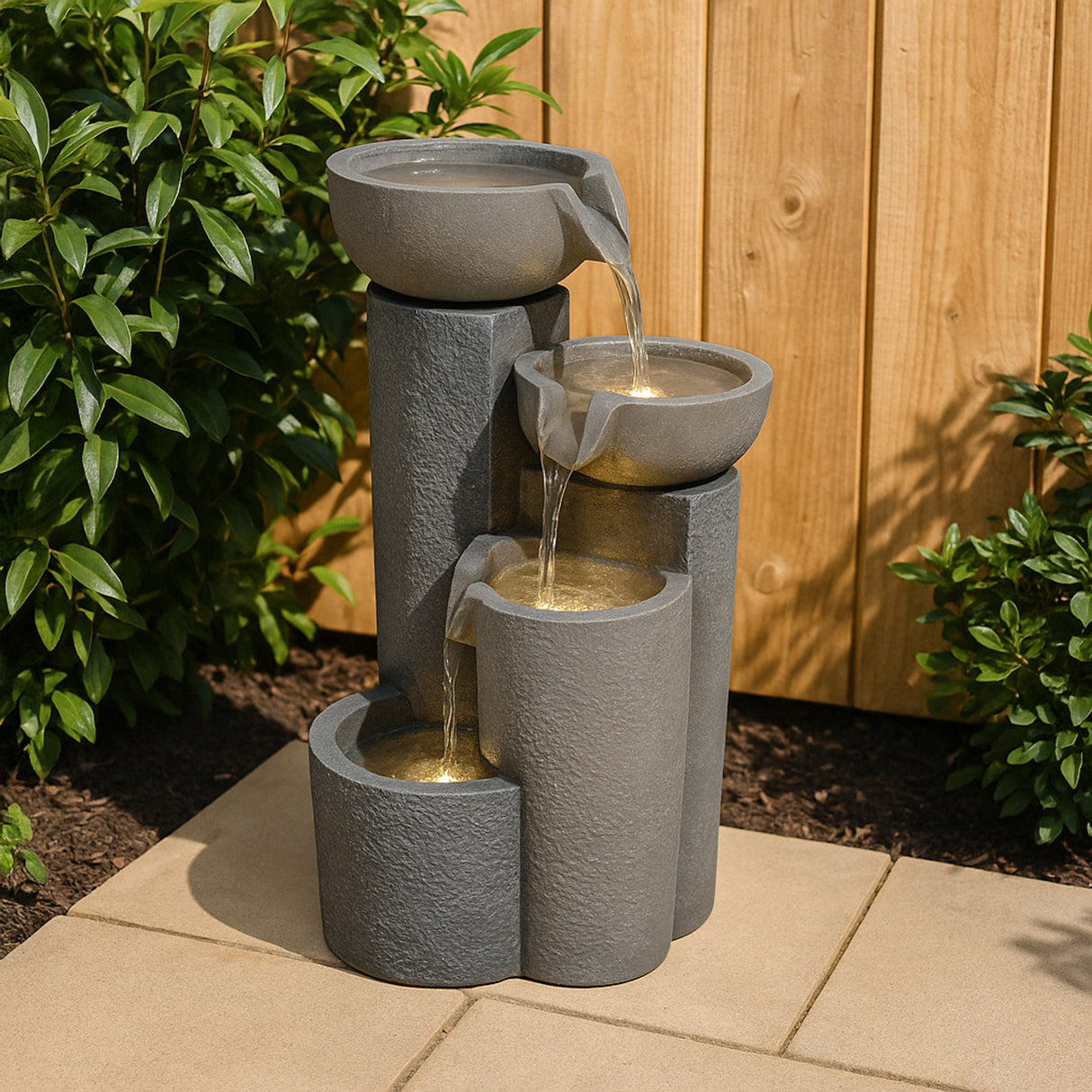 Fontaine de Jardin « Tranquil Tiers » Avec Éclairage LED Blanc Chaud & Brosse à Nettoyage