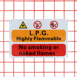 Cage Métallique Rouge de Bouteilles de Gaz – 181 x 160 x 57 cm