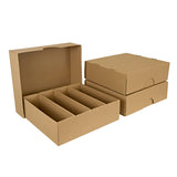 Boîtes en carton marron, avec une texture lisse, comprenant un modèle à compartiments et deux boîtes rectangulaires empilées