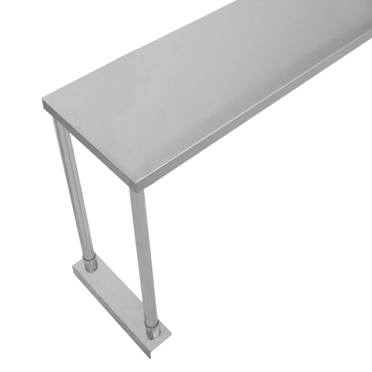 Étagère d'appoint en métal argenté, surface lisse et rectangulaire, avec des pieds cylindriques robustes, idéale pour le rangement