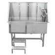 Baignoire de toilettage en inox, 670 mm, avec trois supports de lavage, surface lisse et finition brillante, équipée d'un robinet et d'escaliers en métal antidérapant