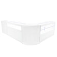 Comptoir de vente à LED blanc en forme de L, avec surfaces lisses et vitrées, idéal pour exposer des produits en magasin