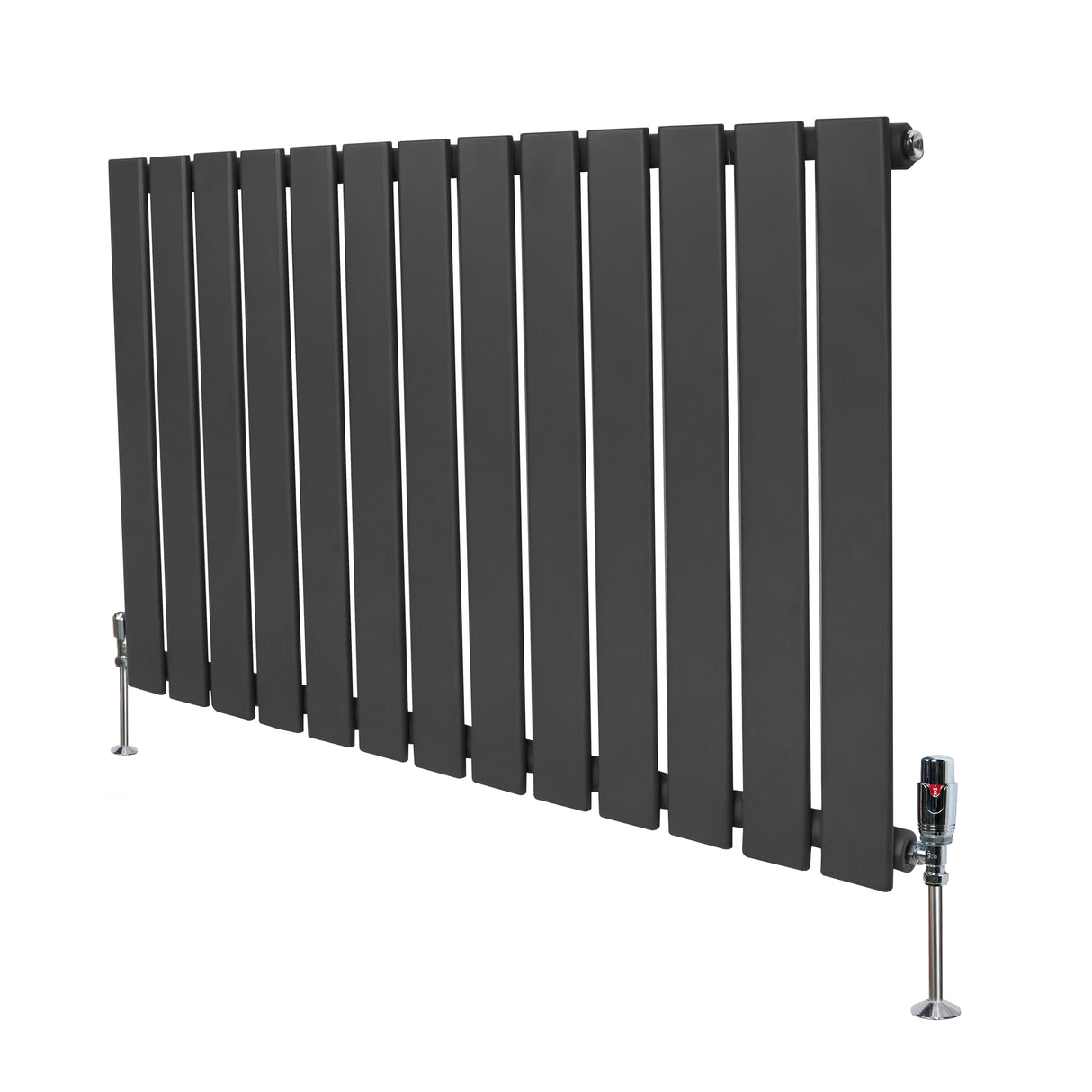 Radiateur plat à un panneau gris anthracite, design moderne avec des lattes verticales et vannes élégantes, dimensions 600 x 910 mm