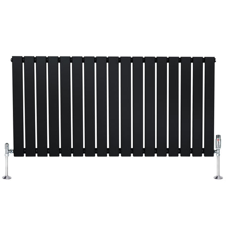 Radiateur plat noir à 1 panneau, dimensions 600 x 1190 mm, avec vannes chromées et surface lisse, design moderne et élégant