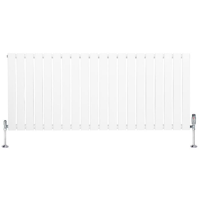 Radiateur plat à un panneau, dimensions 600 x 1400 mm, finition blanche lisse, avec vannes sur les côtés pour un chauffage efficace