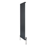 Radiateur plat gris anthracite à 1 panneau, dimensions 1600 x 420 mm, avec vannes élégantes et finition lisse et moderne