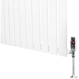 Radiateur plat blanc à un panneau, dimensions 1600 x 420 mm, avec vanne chromée et surface lisse, design moderne et épuré
