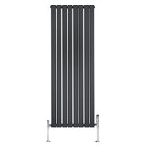 Radiateur plat à 1 panneau en gris anthracite, design vertical avec finitions lisses et vannes chromées, dimensions 1600 x 560 mm