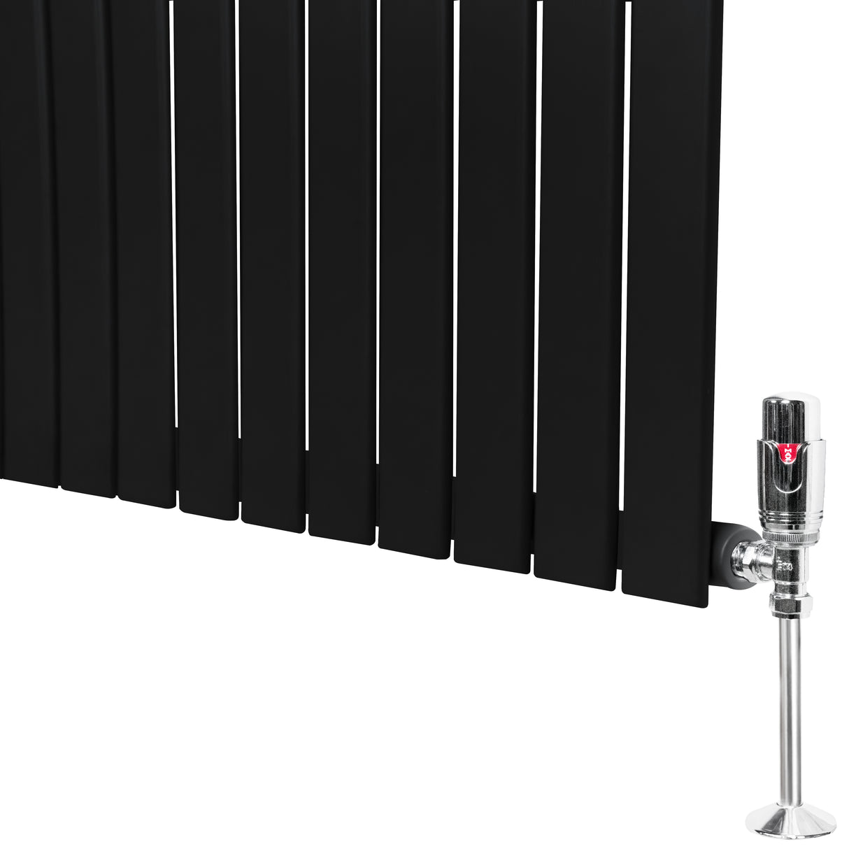 Radiateur plat noir à un panneau, dimensions 1800 x 280 mm, avec vannes chromées et surface lisse, design moderne et épuré