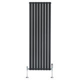 Radiateur plat noir à 1 panneau, dimensions 1800 x 560 mm, avec vannes modernes et finition lisse, idéal pour un intérieur élégant