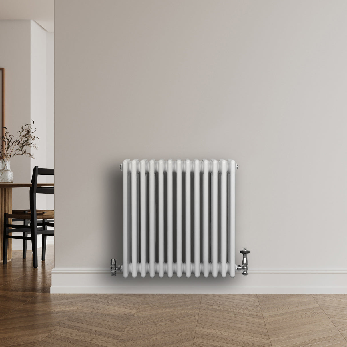 Radiateur Traditionnel à 4 Colonnes & Vannes - 600 x 605 mm - Blanc