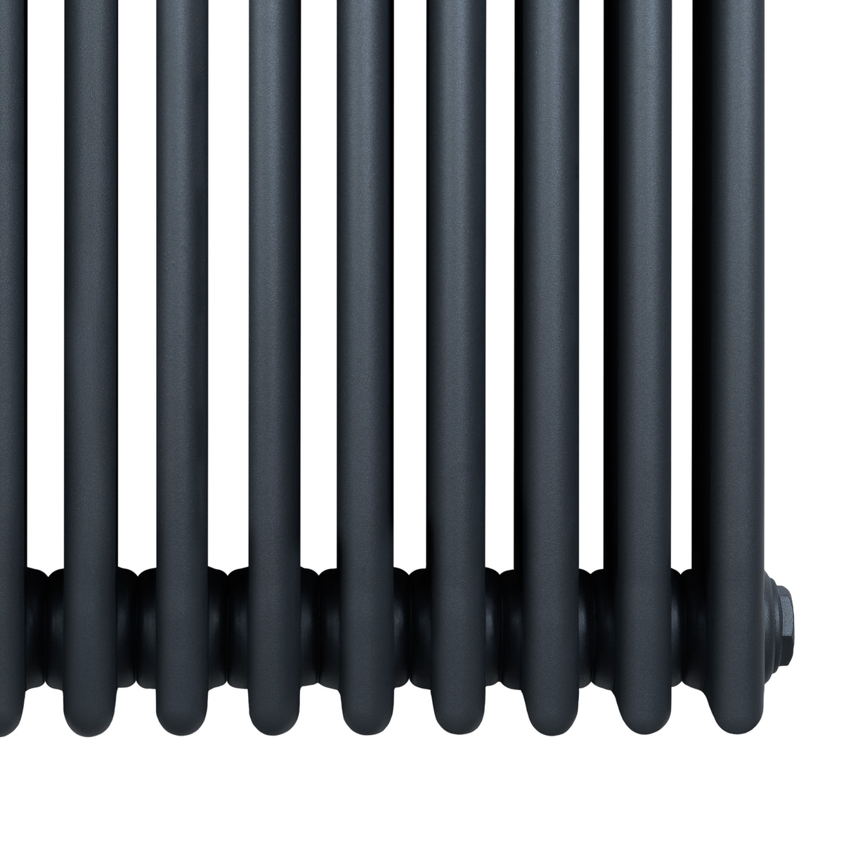 Radiateur traditionnel à 4 colonnes en gris anthracite, finition mate, avec des lignes épurées et une texture lisse et robuste