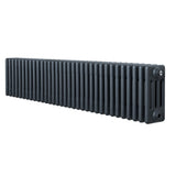 Radiateur traditionnel à 4 colonnes en gris anthracite, long et étroit, avec une texture lisse et des finitions soignées