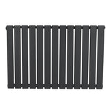 Radiateur plat à 1 panneau de 600 x 910 mm en gris anthracite, avec des lattes verticales et une finition lisse et moderne
