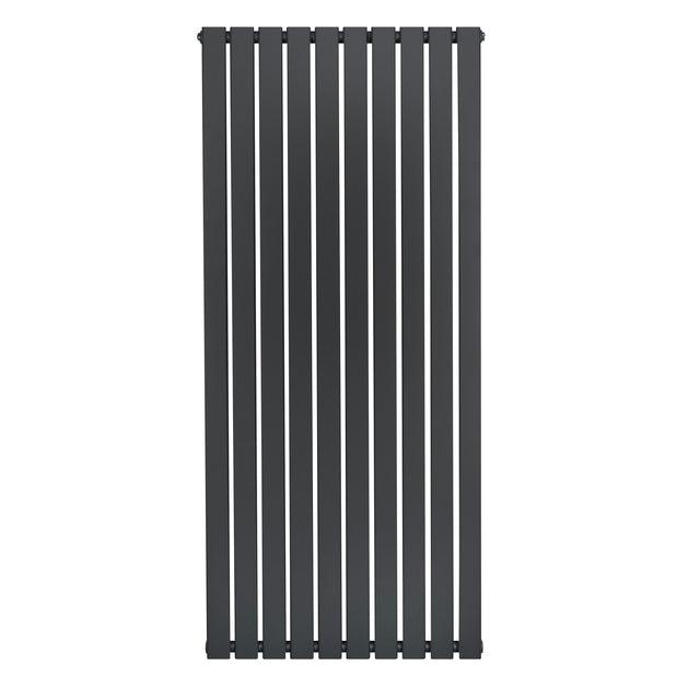 Radiateur plat à un panneau de 1600 x 700 mm, finition gris anthracite, design moderne avec des lattes verticales élégantes