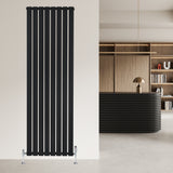 Radiateur plat noir à 1 panneau, dimensions 1800 x 560 mm, design moderne avec des lignes verticales élégantes et finition lisse