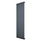 Radiateur à colonnes ovales gris anthracite, 1600 x 480 mm, avec une finition lisse et moderne, idéal pour un intérieur élégant
