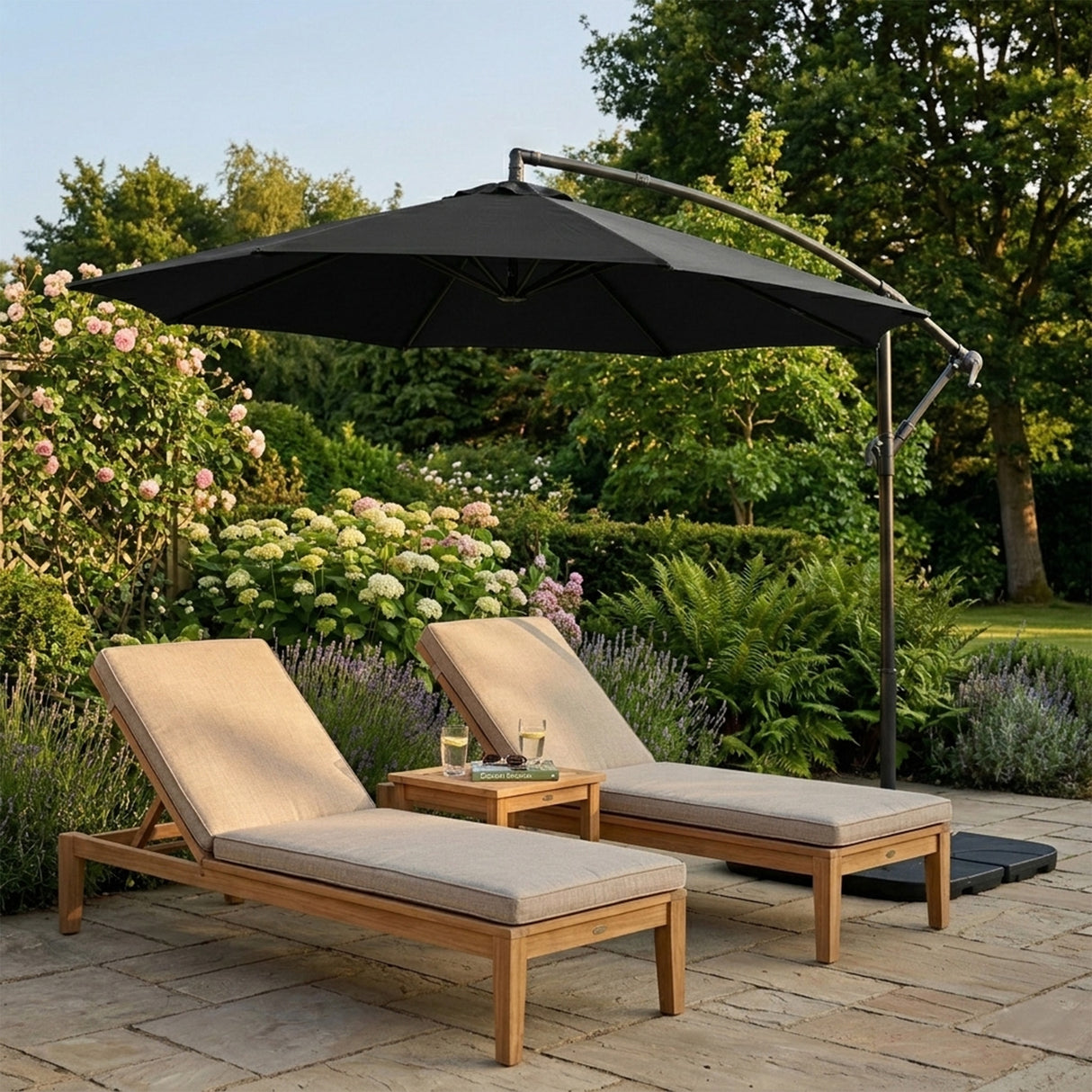 Parasol Banane à Mât Déporté 3 m & Pied Carré - Noir